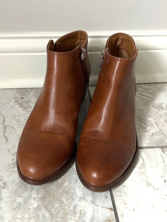 ANTONIO MELANI Shoes - Antonio Melani Womens 9M Brown Leather Ankle Boots Side Zip Booties Cognac